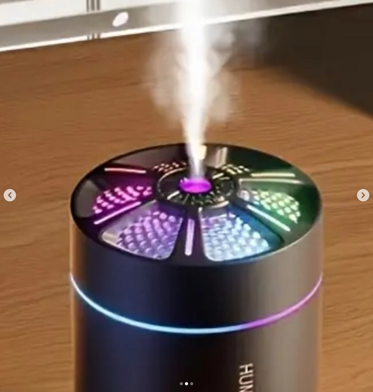 USB car air freshener that can change colors