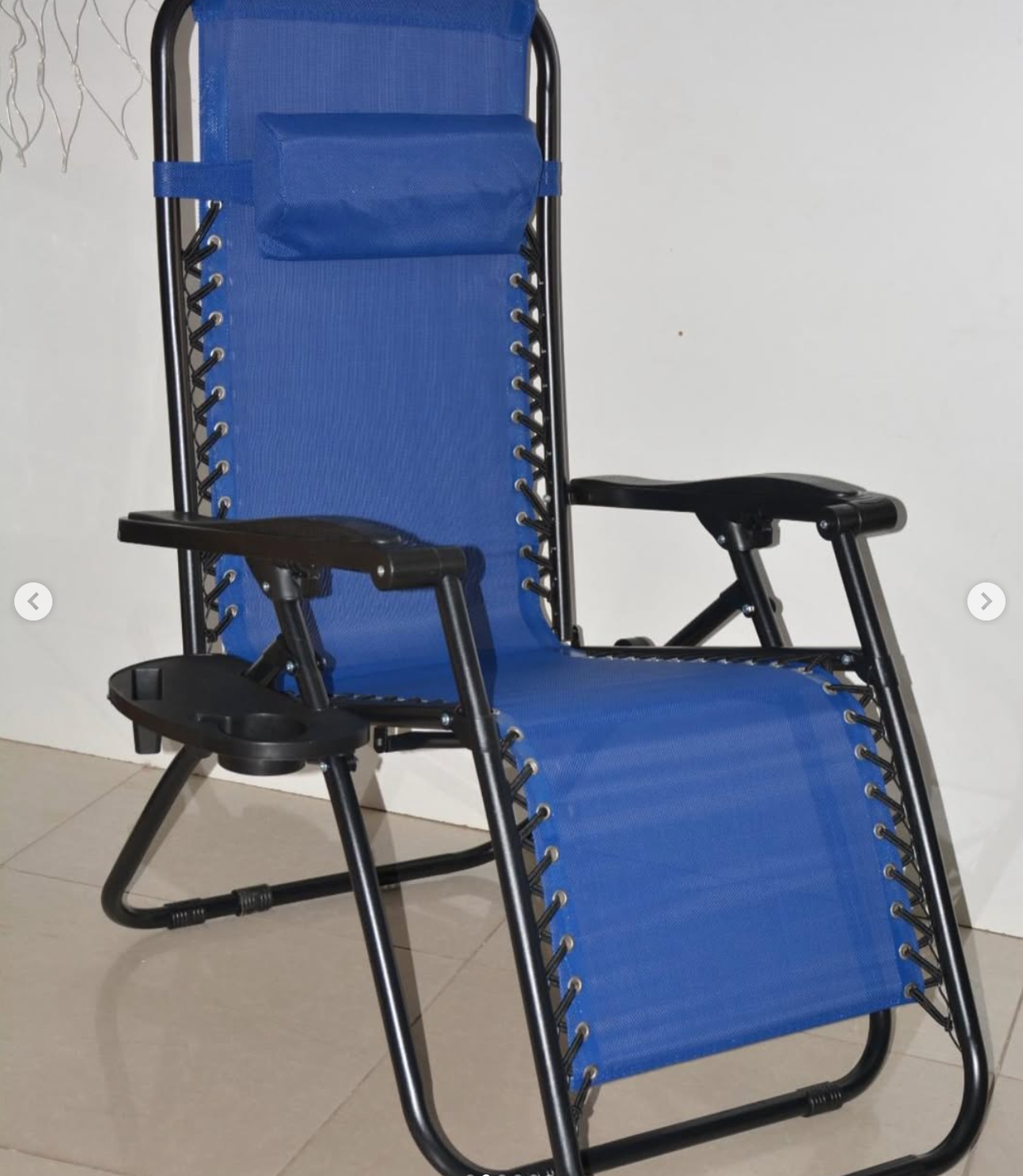 Folding recliner chair with cushion